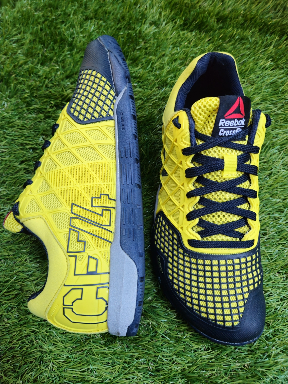Reebok CrossFit Nano 4.0 Womens Sz 8.5 Yellow Black CF-74 Gym Training Sneakers